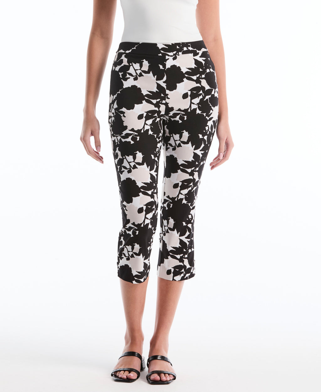 Petite Floral Print Capri with Riveted Vent (Moonbeam) 